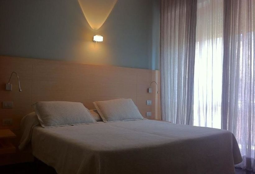 Отель Affittacamere Lo Scoglio