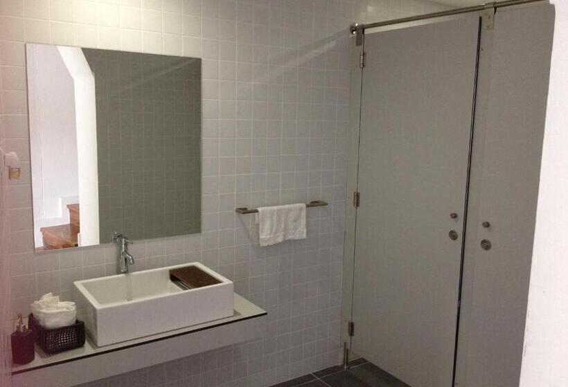 هتل Airporto Hostel