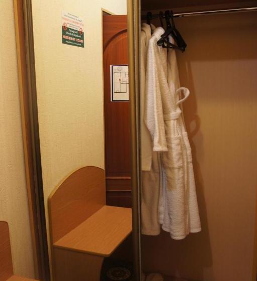 هتل Gostinitsa Akron