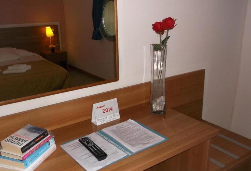 酒店 Albergo Meublè Abatjour