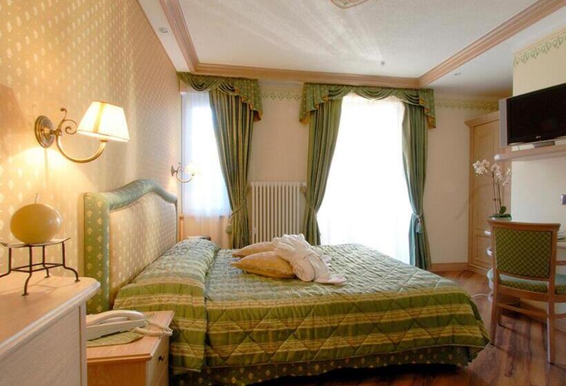 בית מלון כפרי Alle Alpi