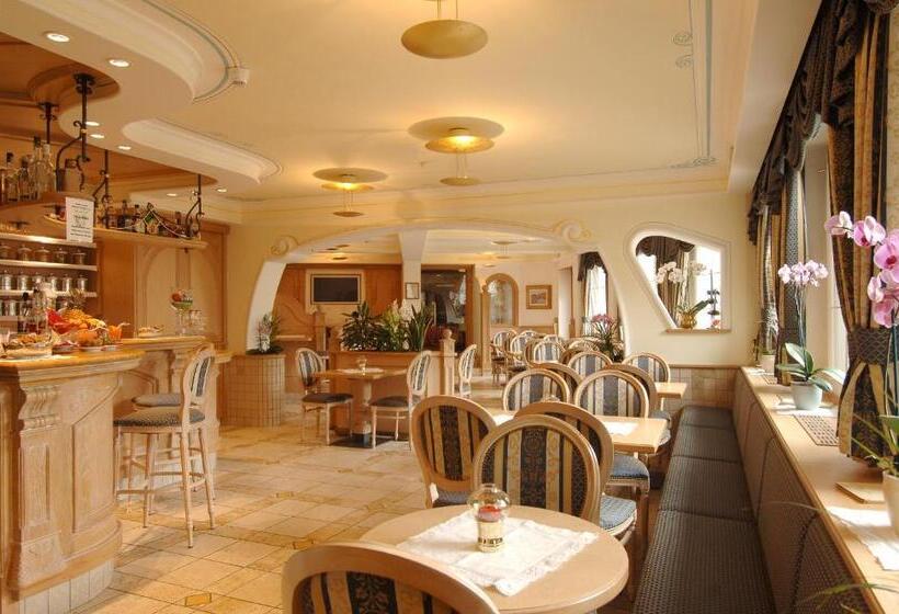 בית מלון כפרי Alle Alpi