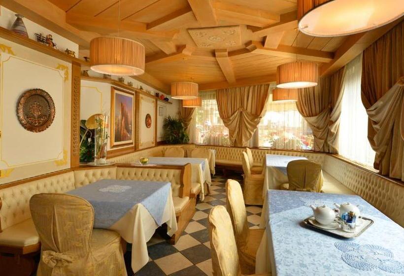 בית מלון כפרי Alle Alpi