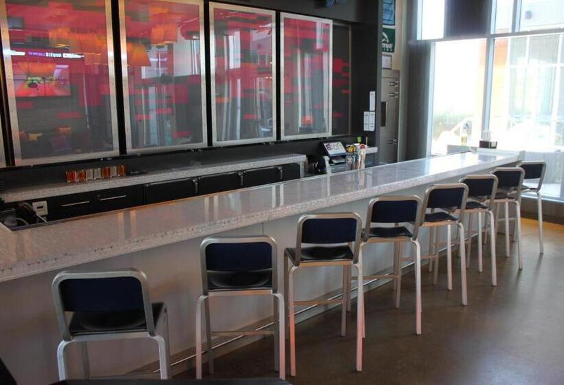 فندق Aloft Syracuse Inner Harbor