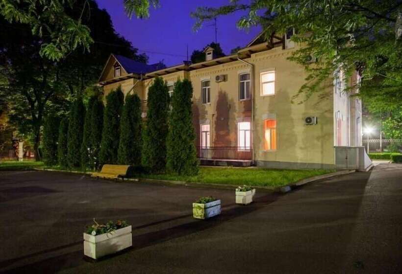 فندق Amaks Shakhter Sanatorium