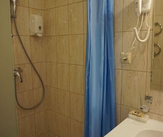 هتل Amaks Shakhter Sanatorium