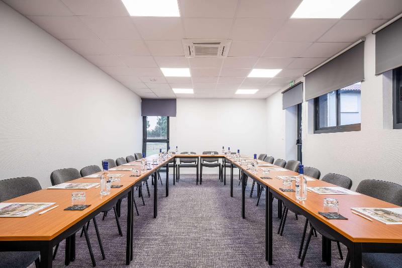 ホテル Best Western Hôtel Agen Le Passage, Agen Sud