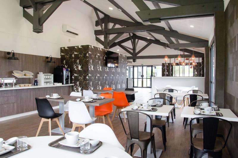 ホテル Best Western Hôtel Agen Le Passage, Agen Sud