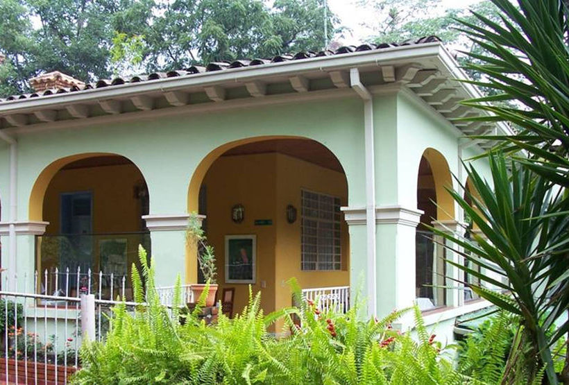 فندق California Pacho