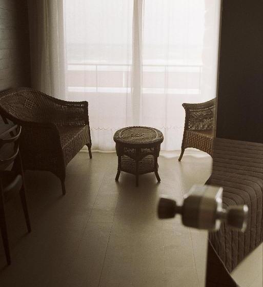 בית מלון כפרי Carlina Lodge