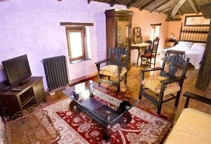 هتل La Casona De La Torre