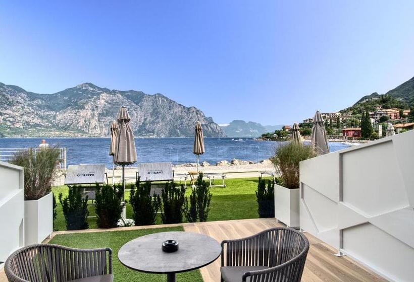 ホテル Castello Lake Front