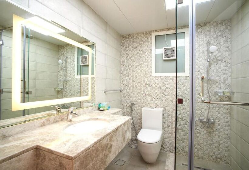 Отель Center Ville