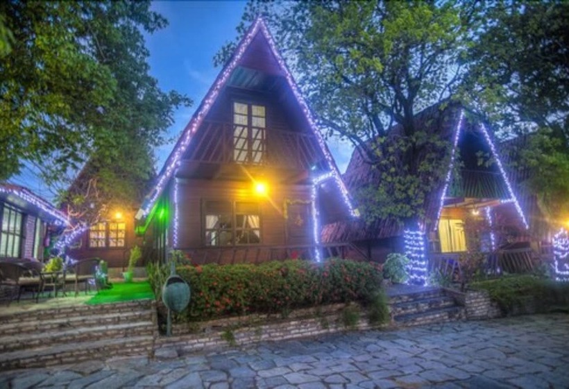 בית מלון כפרי Chalet Suisse