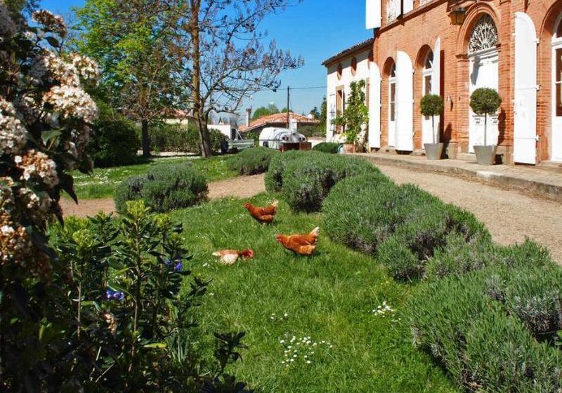 ホテル Chambres Dhotes Au Chateau