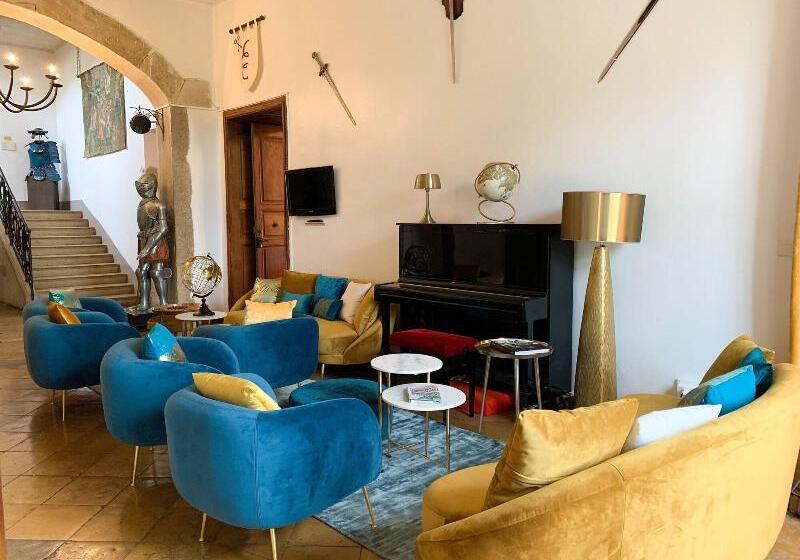 Отель Chateau Chapeau Cornu