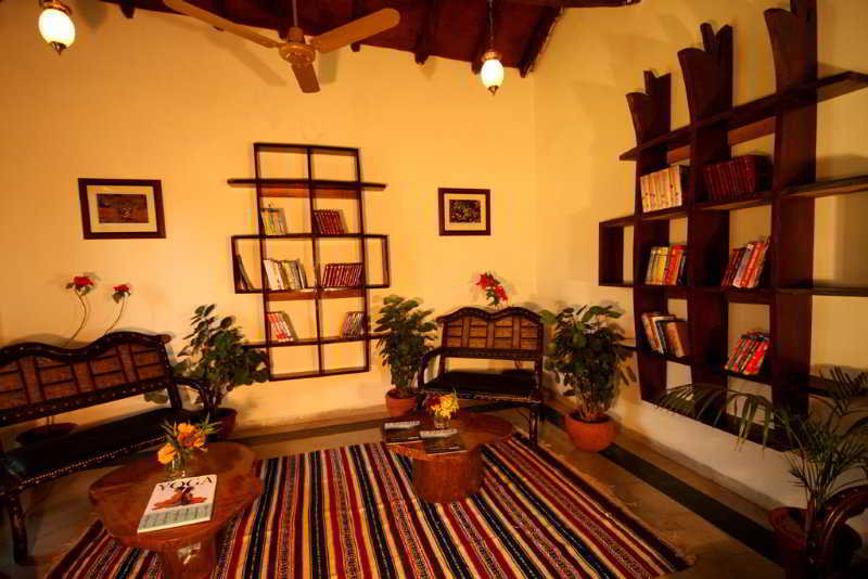 Отель Chitvan Jungle Lodge