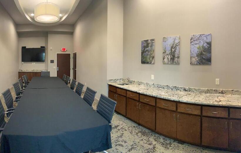 فندق Comfort Inn & Suites Valdosta