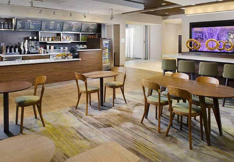ホテル Courtyard By Marriott Dallas Carrollton And Carrollton Conference Center