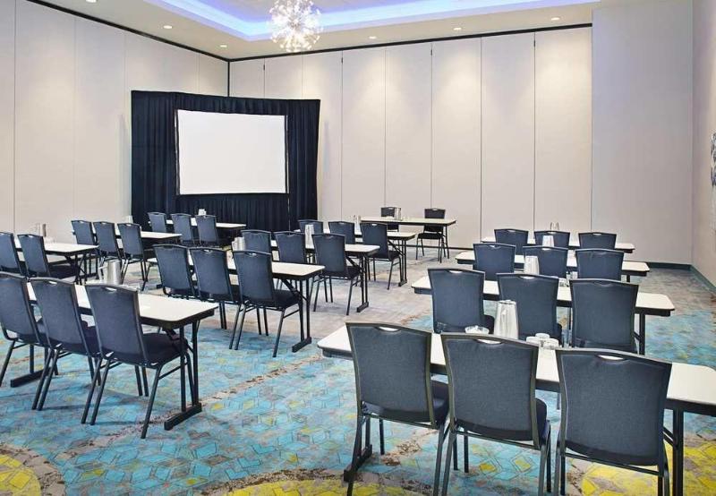 ホテル Courtyard By Marriott Dallas Carrollton And Carrollton Conference Center