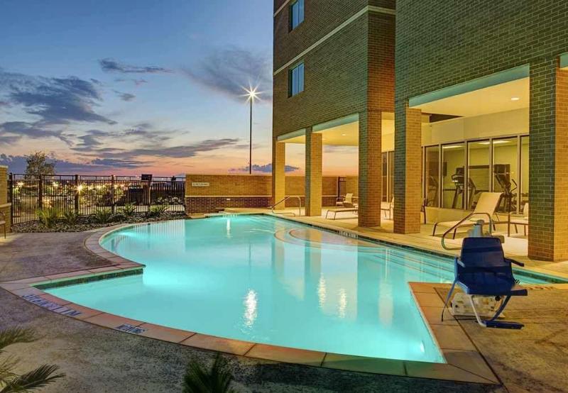 ホテル Courtyard By Marriott Dallas Carrollton And Carrollton Conference Center