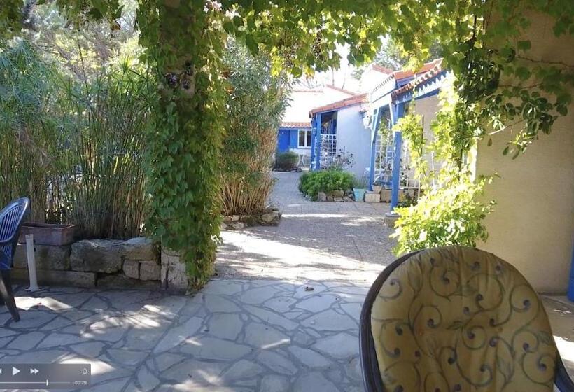 هتل Des 4 Vents Esprit Camargue