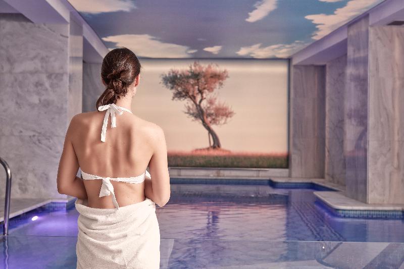 فندق Electra Metropolis