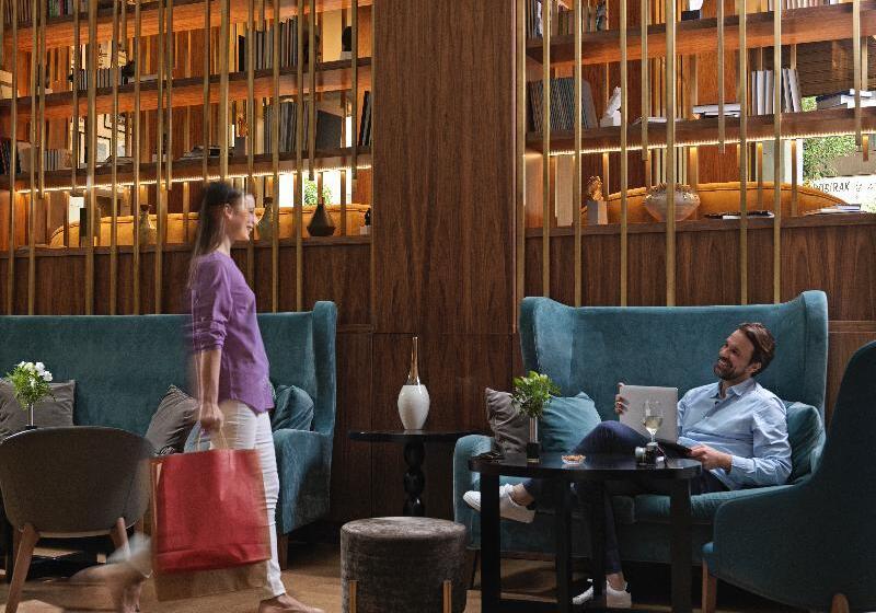 فندق Electra Metropolis