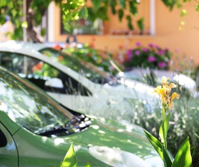 בית מלון כפרי Esperides