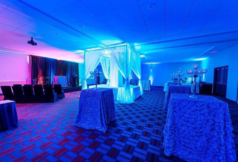 בית מלון כפרי Four Points By Sheraton Houston Energy Corridor