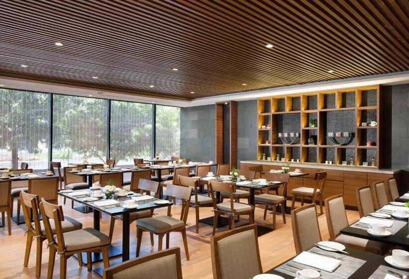 Hotel Four Points By Sheraton Jakarta Thamrin