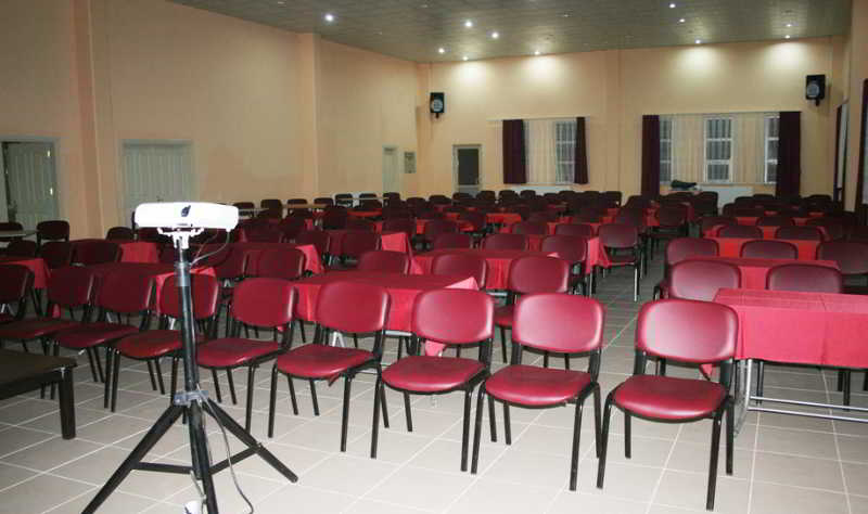 בית מלון כפרי Grand Termal Ipek Palas