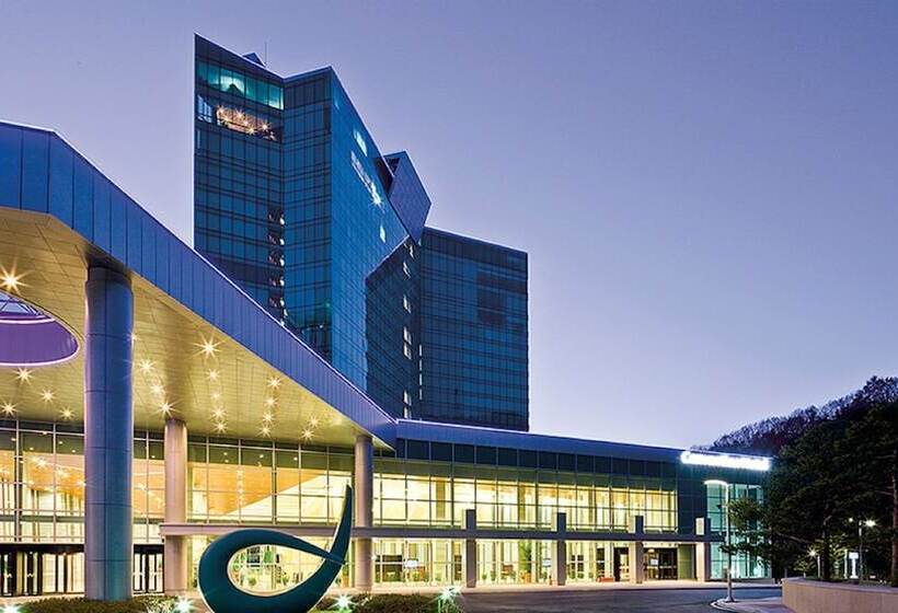 High1 Grand Hotel Convention Tower