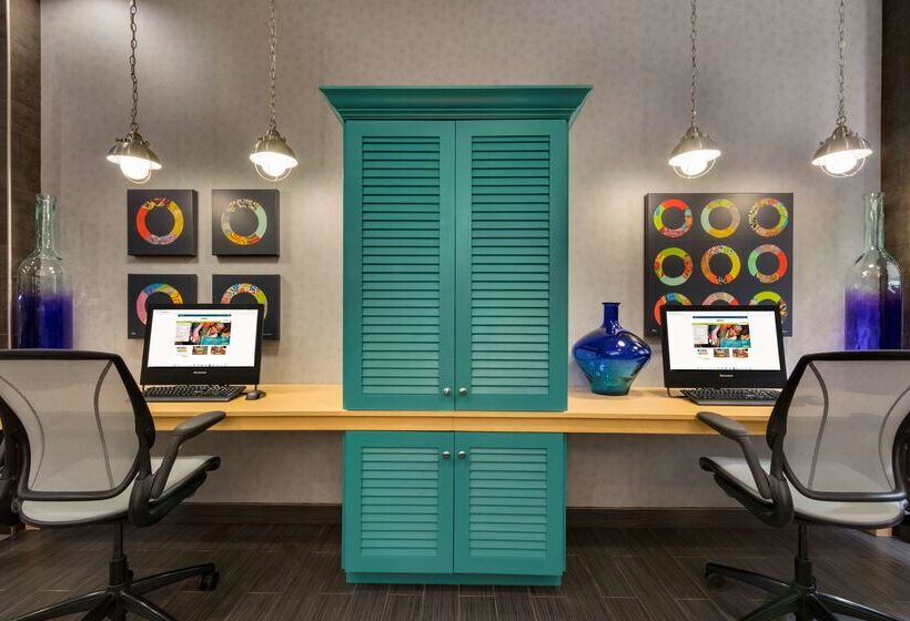 Отель Home2 Suites By Hilton Houston Stafford