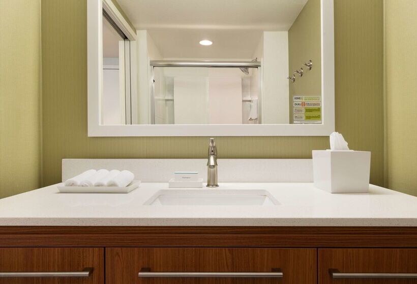 فندق Home2 Suites By Hilton Milwaukee Brookfield