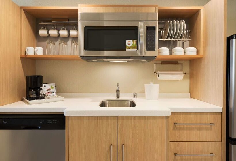 فندق Home2 Suites By Hilton Milwaukee Brookfield