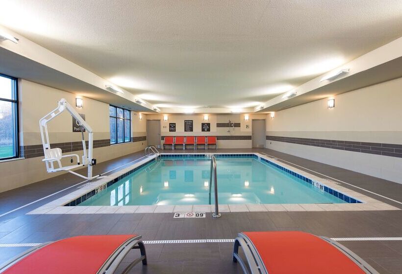 בית מלון כפרי Homewood Suites By Hilton Cleveland/sheffield