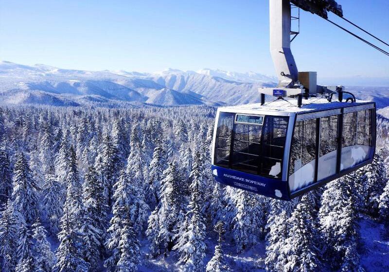 בית מלון כפרי Hoshino Resorts Tomamu The Tower