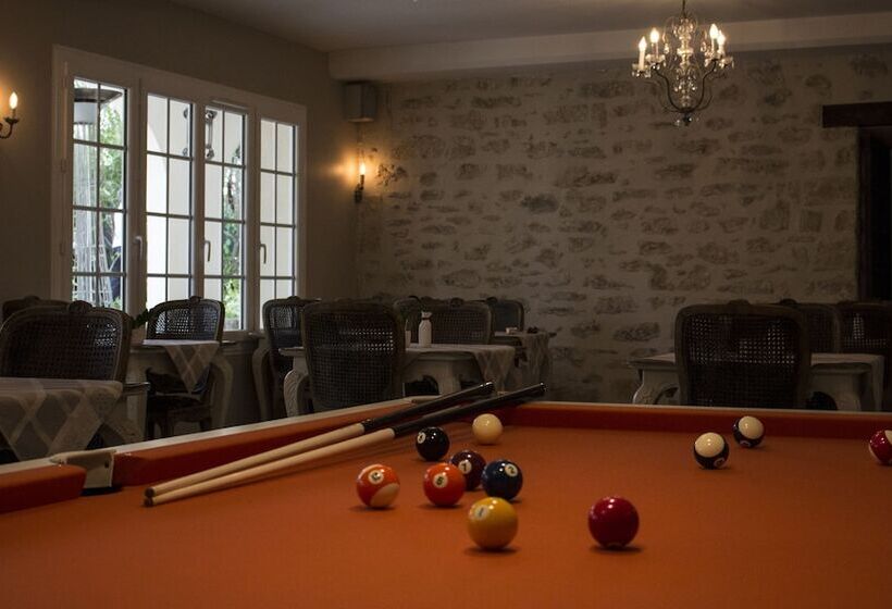 فندق Hôtel Le Mas Saint Joseph