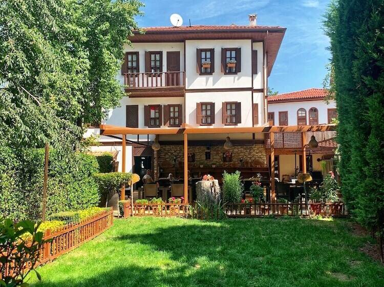 فندق Huma Hatun Konaklari