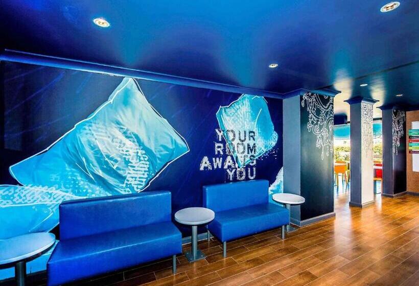 فندق Ibis Budget Brisbane Airport