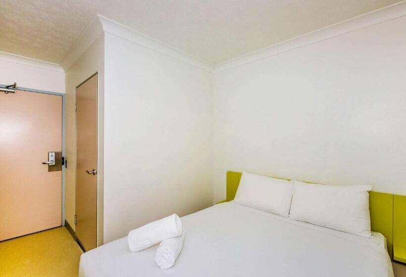 هتل Ibis Budget Brisbane Airport