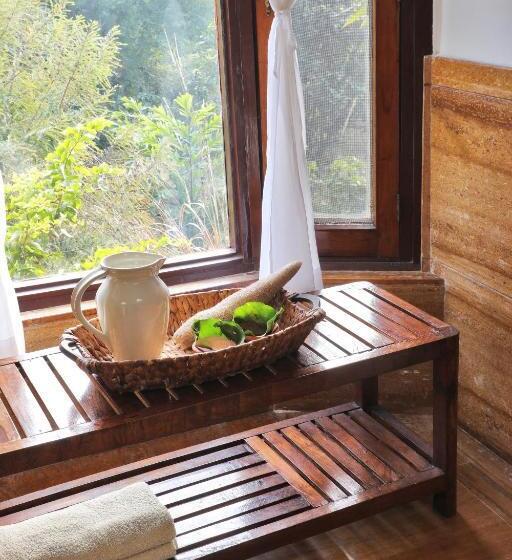 فندق Jim S Jungle Retreat