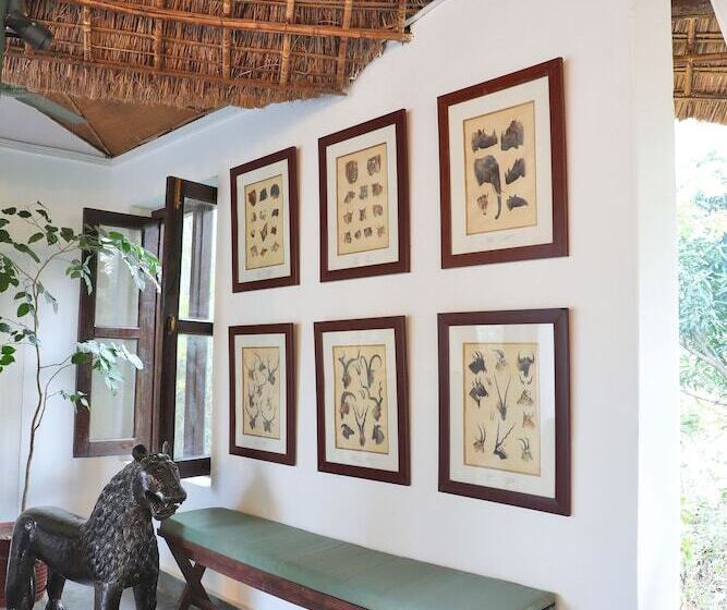 فندق Jim S Jungle Retreat