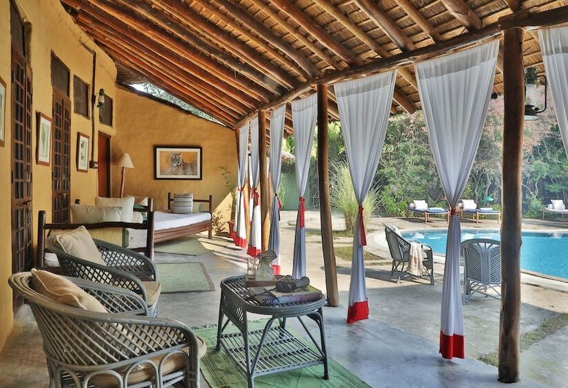 فندق Jim S Jungle Retreat