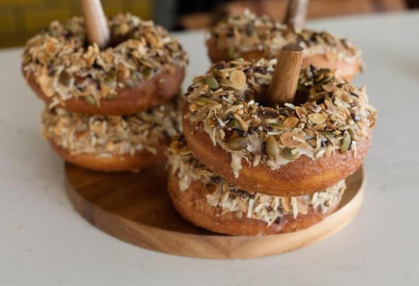 호텔 Kimpton Seafire Resort + Spa, An Ihg