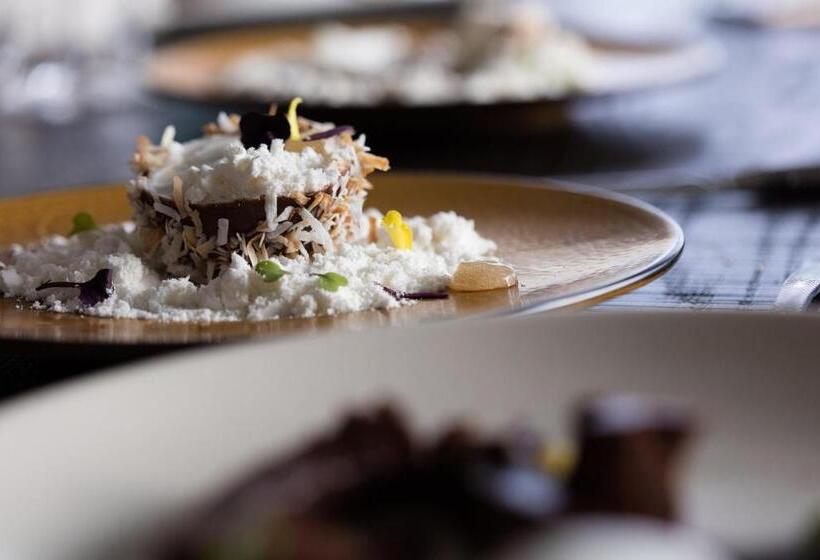 호텔 Kimpton Seafire Resort + Spa, An Ihg