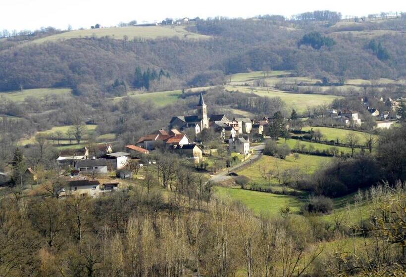 호텔 La Bastie D Urfe