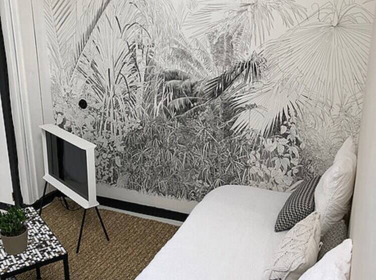 Отель Le Jardin D'emile