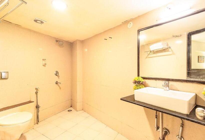 בית מלון כפרי Octave Himalaya Monarch